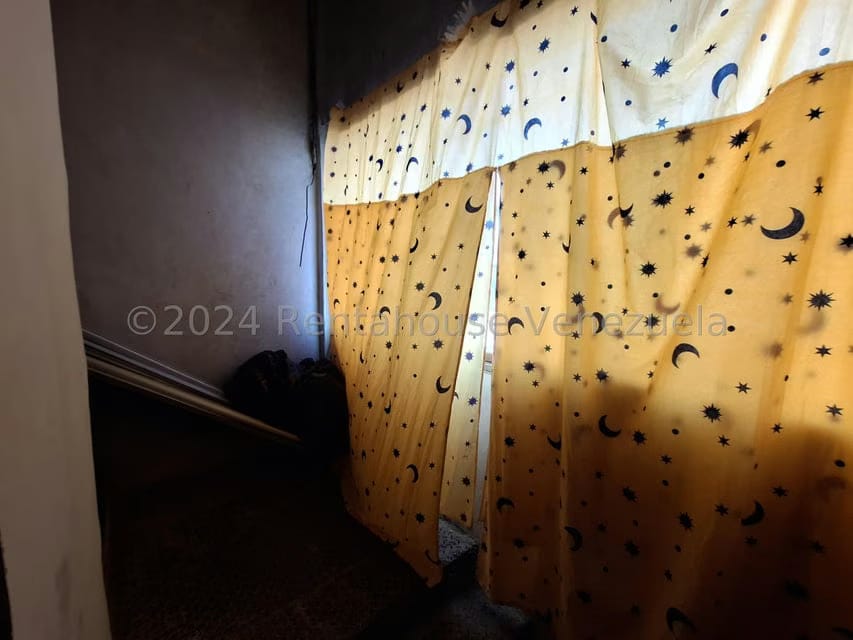 Casa (Multipes Niveles) en Venta en Lourdes, Aragua - 37