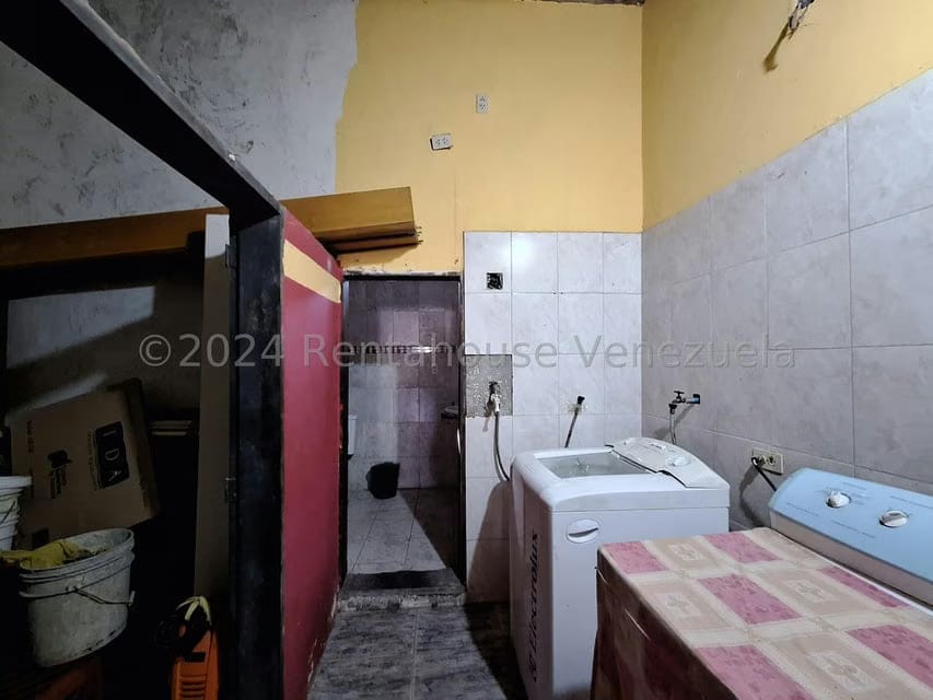 Casa (Multipes Niveles) en Venta en Lourdes, Aragua - 7