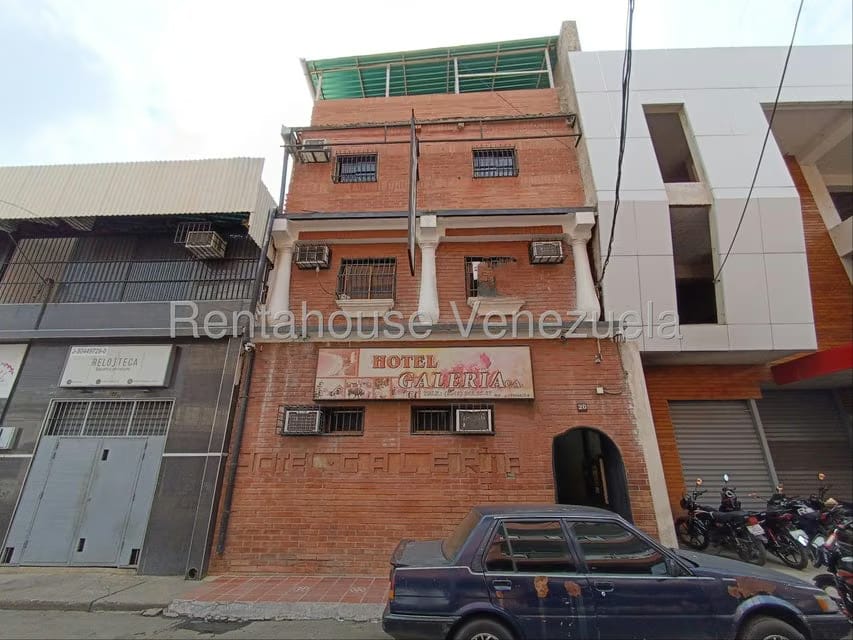 Comercial (Edificio) en Venta en Zona Centro, Aragua