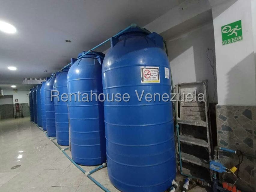 Comercial (Edificio) en Venta en Zona Centro, Aragua - 21