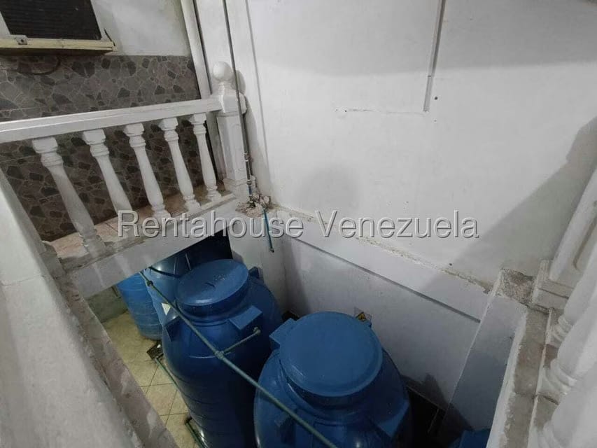 Comercial (Edificio) en Venta en Zona Centro, Aragua - 22