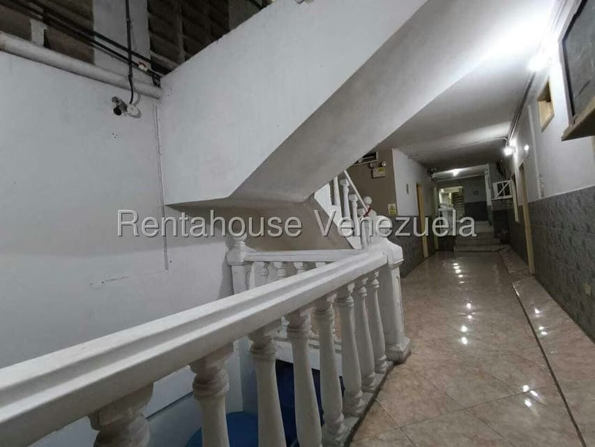 Comercial (Edificio) en Venta en Zona Centro, Aragua - 23