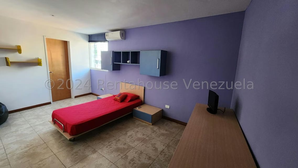 Casa (1 Nivel) en Venta en Colinas de Santa Monica, Distrito Metropolitano - 12