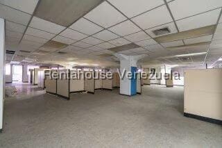 Comercial (Edificio) en Venta en La Urbina, Distrito Metropolitano - 17