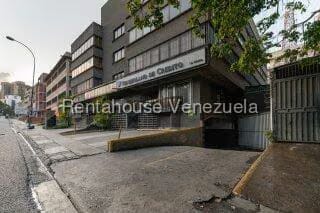 Comercial (Edificio) en Venta en La Urbina, Distrito Metropolitano - 3