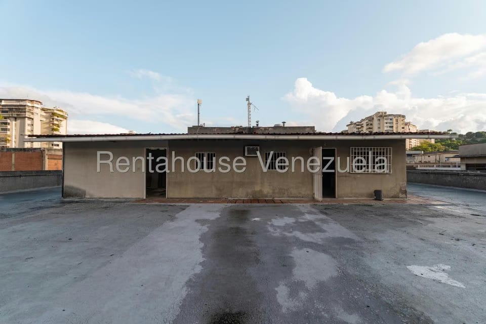 Comercial (Edificio) en Venta en La Urbina, Distrito Metropolitano - 37