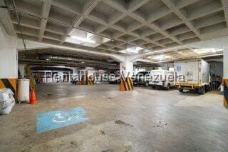 Comercial (Edificio) en Venta en La Urbina, Distrito Metropolitano - 46
