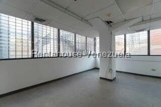 Comercial (Edificio) en Venta en La Urbina, Distrito Metropolitano - 10