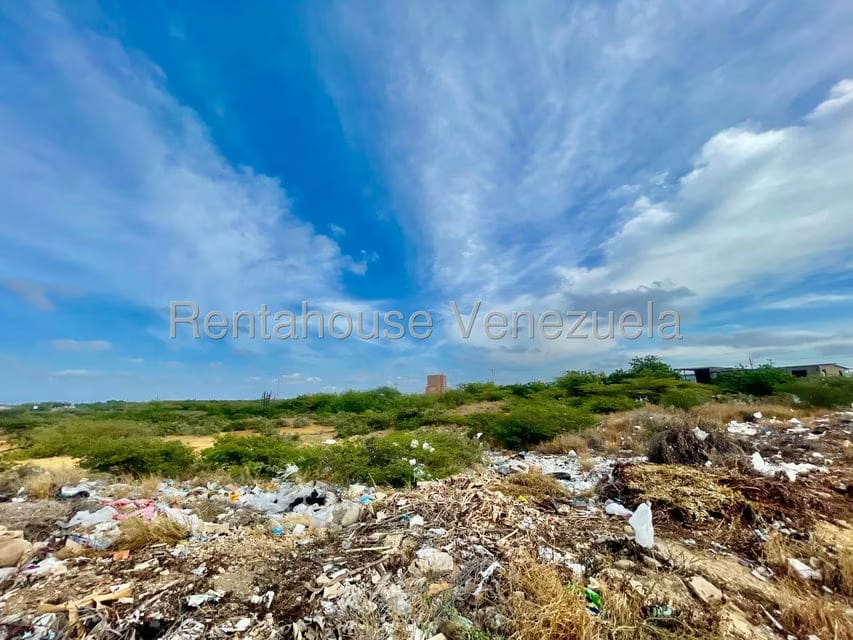 Terreno (Comercial) en Venta en El Cardon, Falcon - 3
