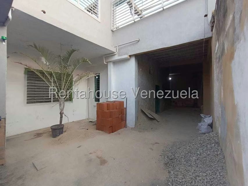 Casa (Multipes Niveles) en Venta en La Coromoto, Aragua - 4