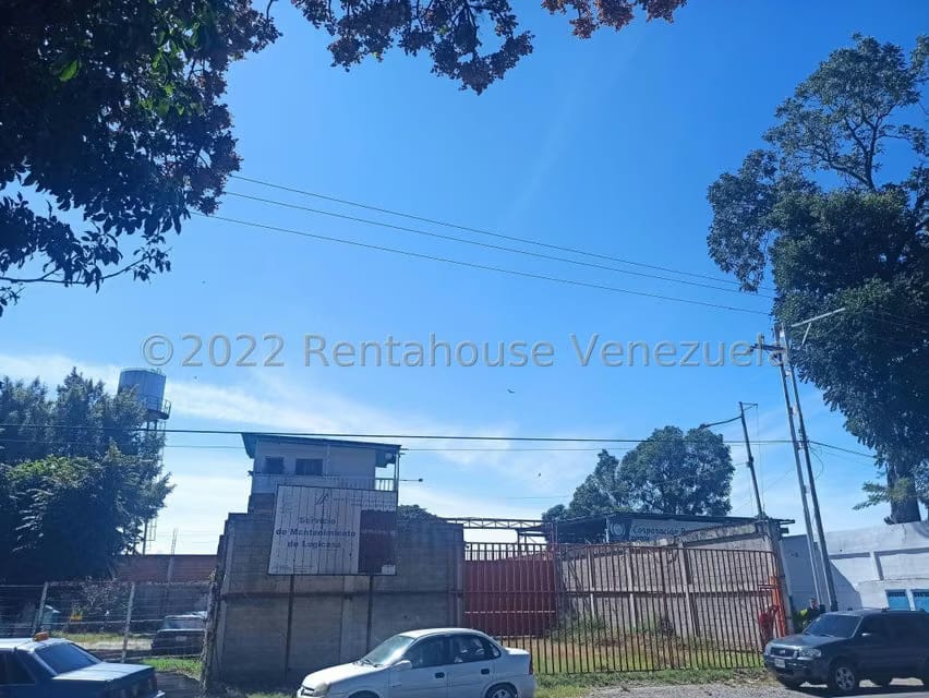 Comercial (Galpon - Deposito) en Alquiler en El Macaro, Aragua