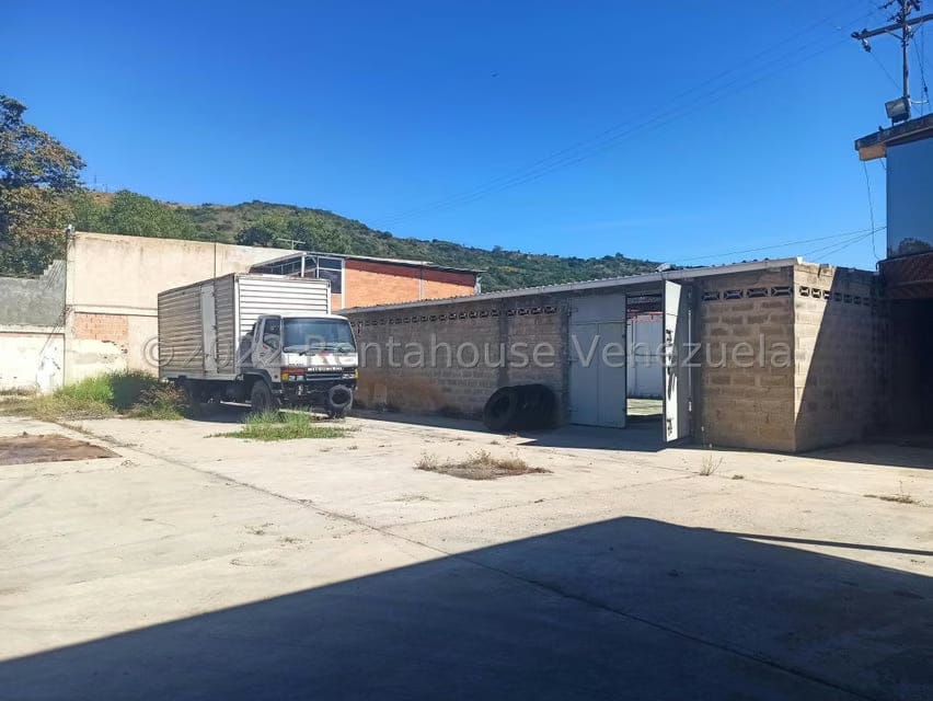 Comercial (Galpon - Deposito) en Alquiler en El Macaro, Aragua - 9