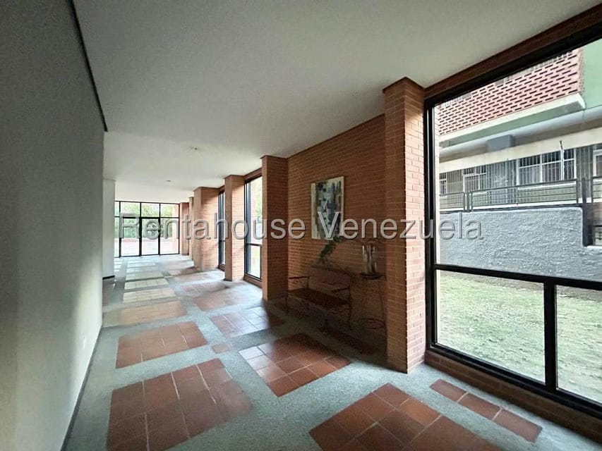 Apartamento (1 Nivel) en Alquiler en Santa Eduvigis, Distrito Metropolitano - 14