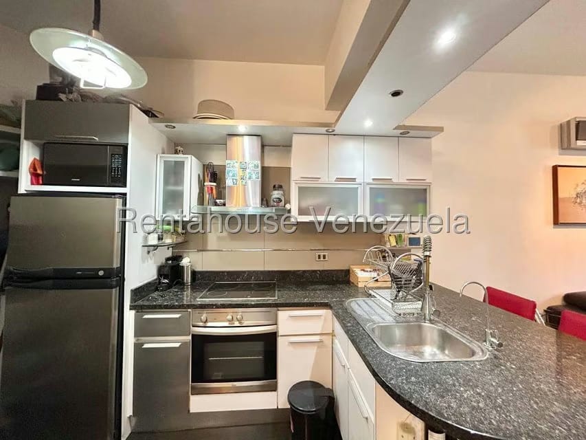 Apartamento (1 Nivel) en Alquiler en Santa Eduvigis, Distrito Metropolitano - 8