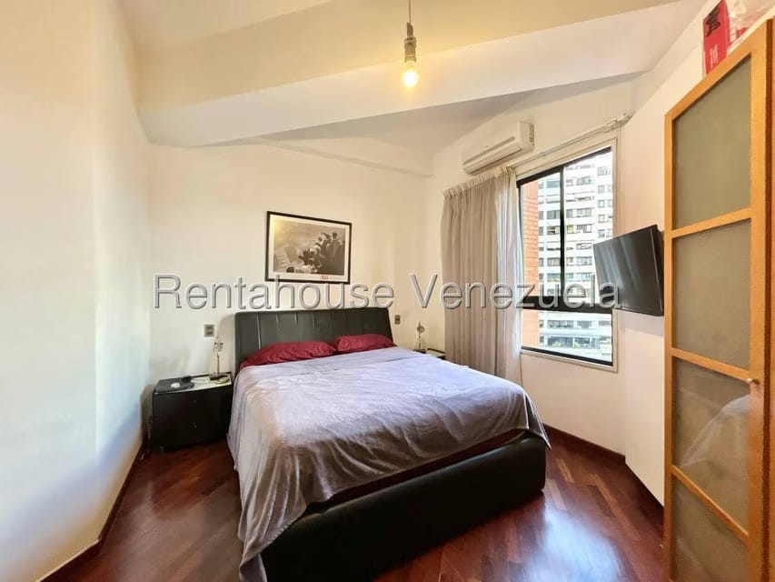 Apartamento (1 Nivel) en Alquiler en Santa Eduvigis, Distrito Metropolitano - 9
