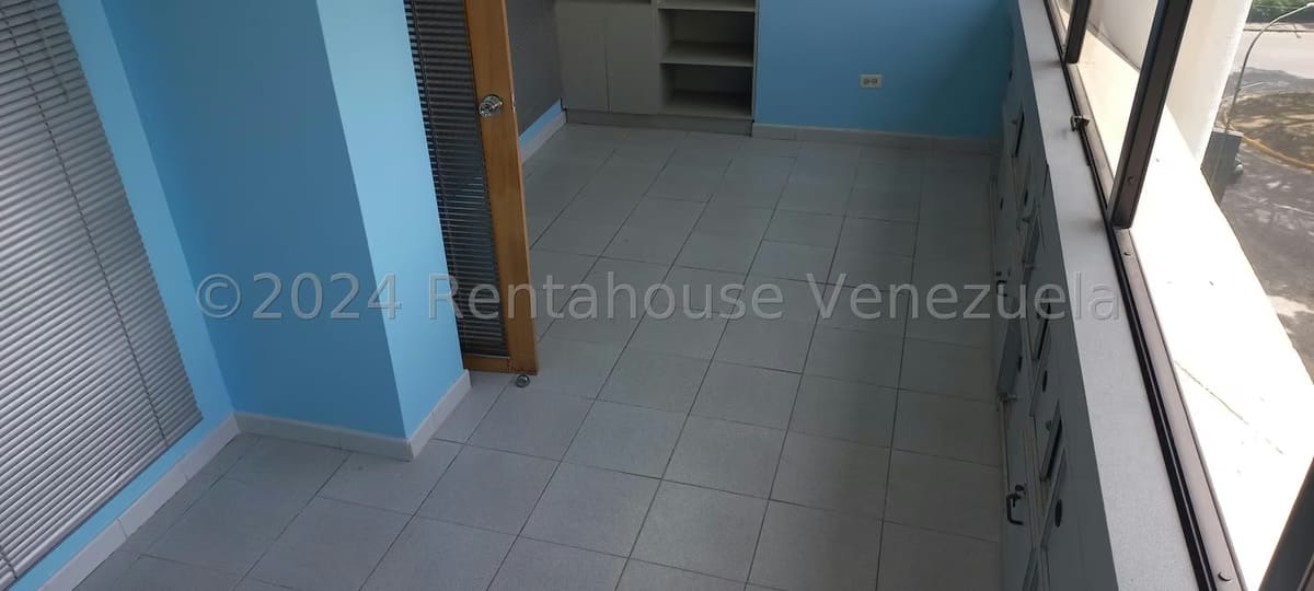 Comercial (Oficina) en Venta en Los Samanes, Distrito Metropolitano - 17