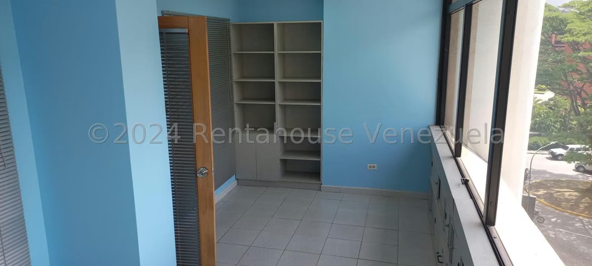 Comercial (Oficina) en Venta en Los Samanes, Distrito Metropolitano - 5