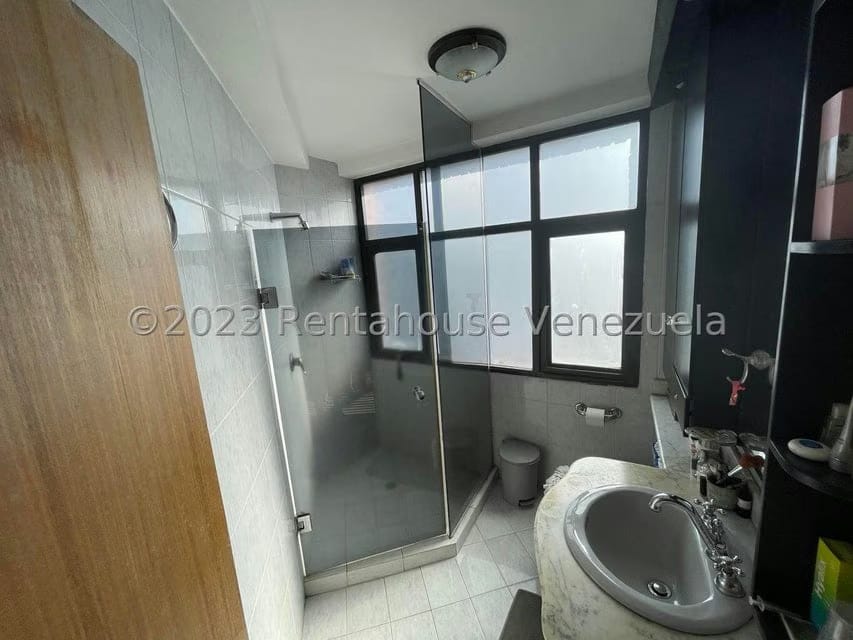Townhouse (Multiples Niveles) en Venta en Miranda, Distrito Metropolitano - 14