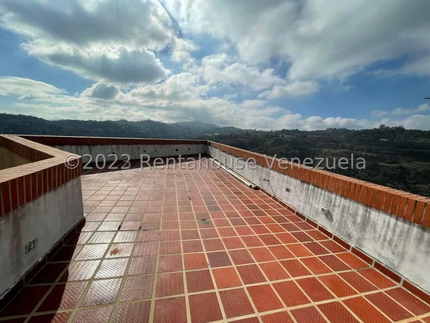 Townhouse (Multiples Niveles) en Venta en Miranda, Distrito Metropolitano - 18