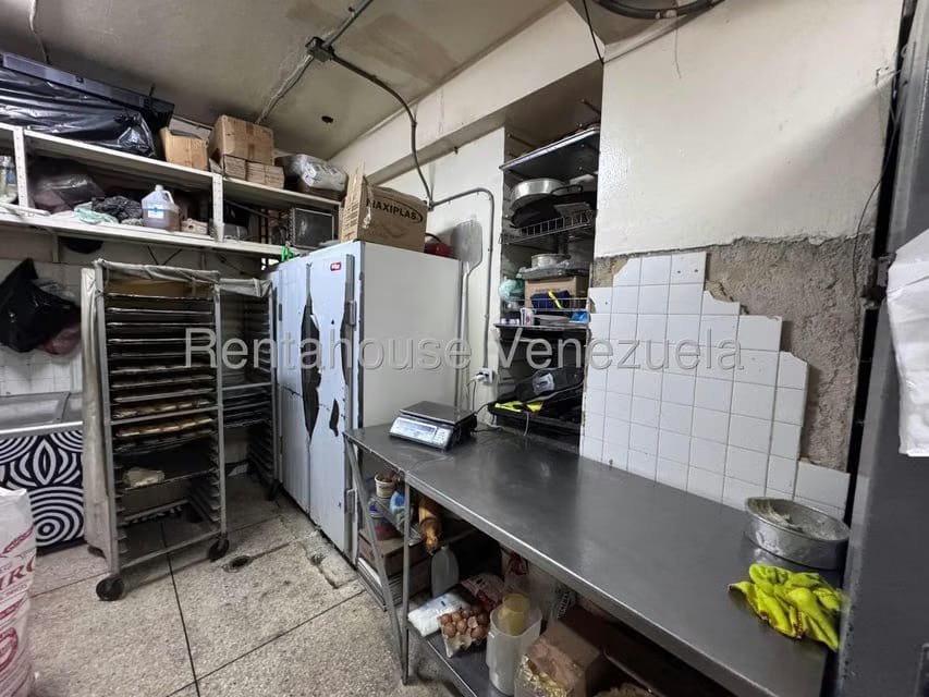 Negocios y Empresas (Alimentos y Bebidas) en Venta en Los Chaguaramos, Distrito Metropolitano - 11