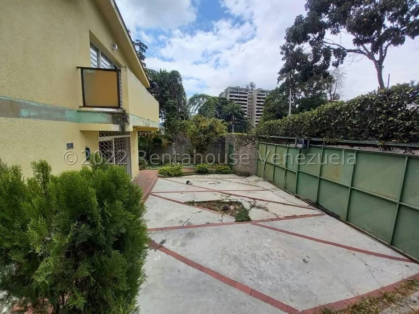 Terreno (Residencial) en Venta en Santa Eduvigis, Distrito Metropolitano - 12