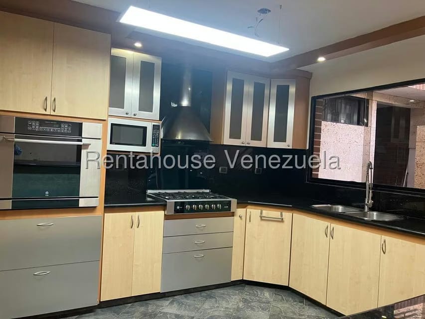 Casa (Duplex) en Venta en Colinas de Bello Monte, Distrito Metropolitano - 12