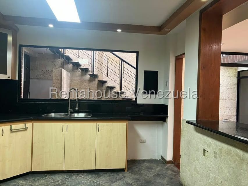 Casa (Duplex) en Venta en Colinas de Bello Monte, Distrito Metropolitano - 13