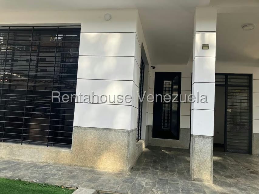 Casa (Duplex) en Venta en Colinas de Bello Monte, Distrito Metropolitano - 3