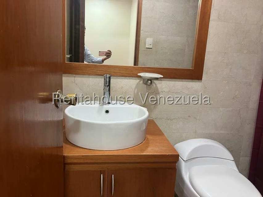 Casa (Duplex) en Venta en Colinas de Bello Monte, Distrito Metropolitano - 31