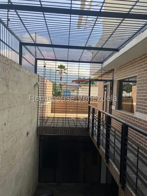 Casa (Duplex) en Venta en Colinas de Bello Monte, Distrito Metropolitano - 35