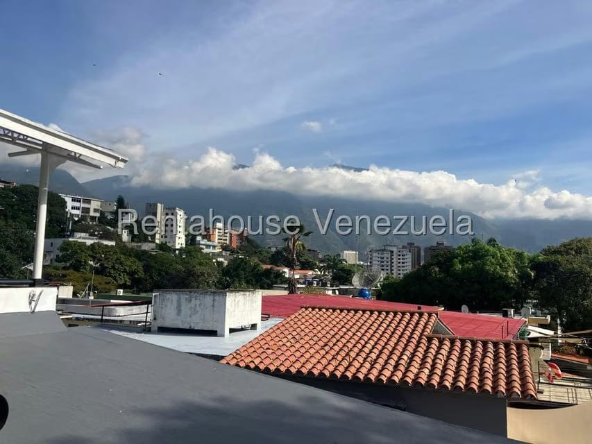 Casa (Duplex) en Venta en Colinas de Bello Monte, Distrito Metropolitano - 42