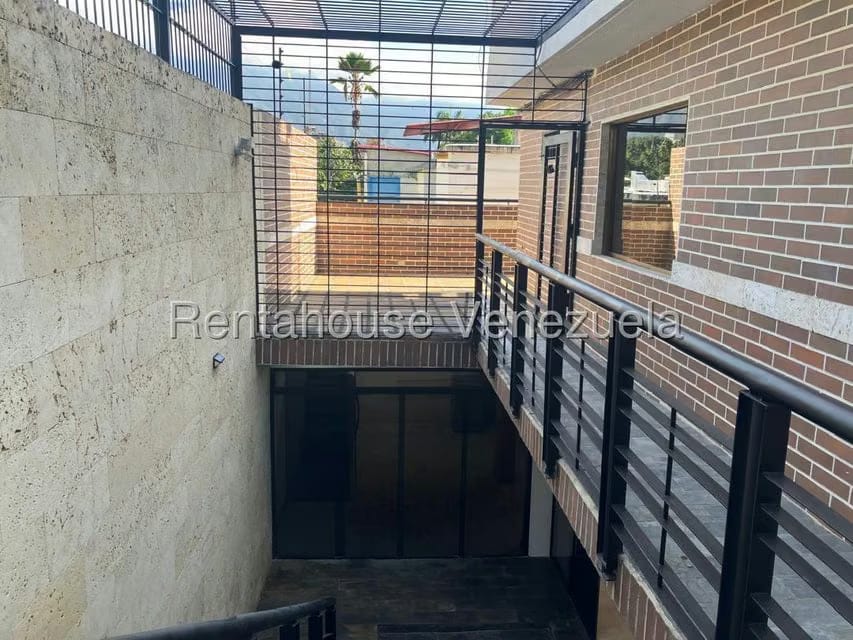 Casa (Duplex) en Venta en Colinas de Bello Monte, Distrito Metropolitano - 46