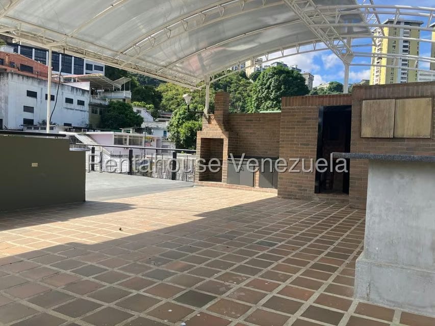 Casa (Duplex) en Venta en Colinas de Bello Monte, Distrito Metropolitano - 48