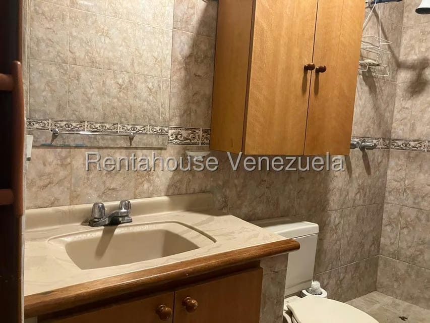 Casa (Duplex) en Venta en Colinas de Bello Monte, Distrito Metropolitano - 51