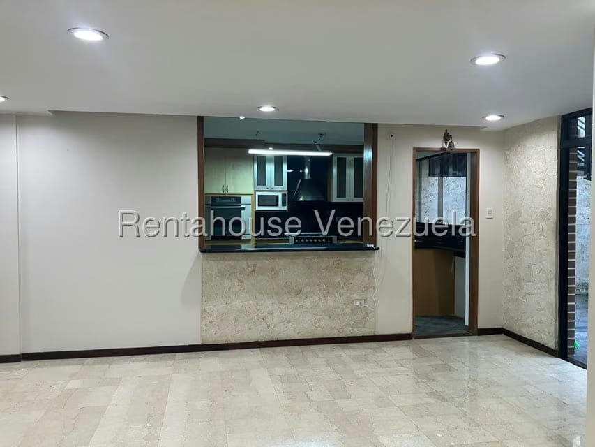 Casa (Duplex) en Venta en Colinas de Bello Monte, Distrito Metropolitano - 9