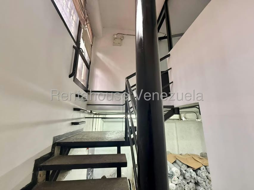 Comercial (Local Comercial) en Venta en Parroquia La Candelaria, Distrito Metropolitano - 17