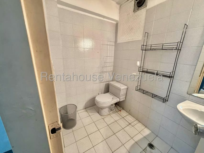 Comercial (Local Comercial) en Venta en Parroquia La Candelaria, Distrito Metropolitano - 19