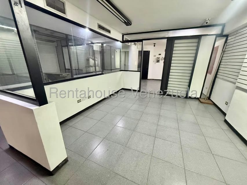 Comercial (Local Comercial) en Venta en Parroquia La Candelaria, Distrito Metropolitano - 23