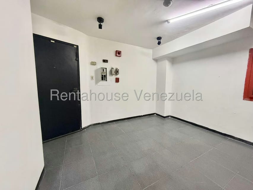 Comercial (Local Comercial) en Venta en Parroquia La Candelaria, Distrito Metropolitano - 25