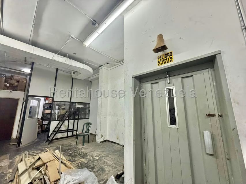 Comercial (Local Comercial) en Venta en Parroquia La Candelaria, Distrito Metropolitano - 8