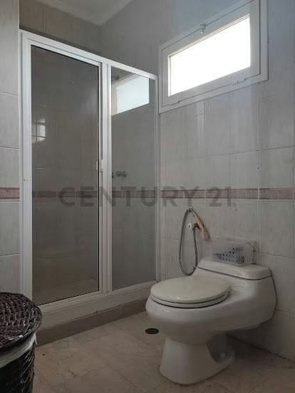Se alquila apartamento en Edificio Belvedere, un apartamento por piso - 18