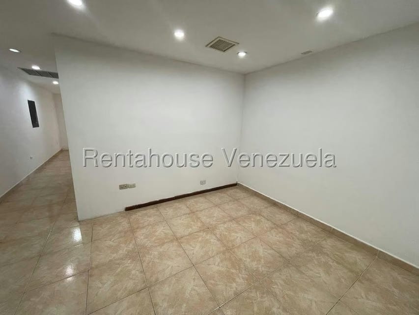 Comercial (Local Comercial) en Alquiler en Avenida Bolivar, Aragua - 18
