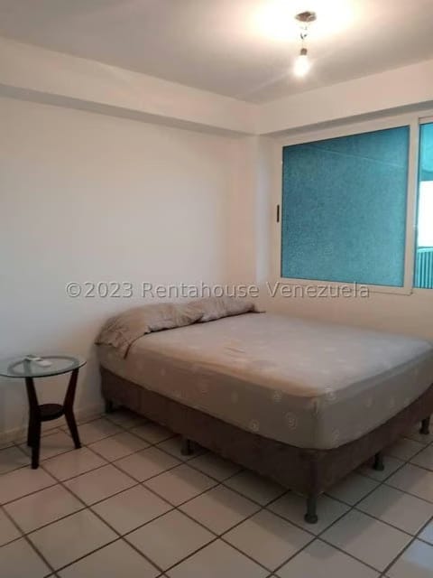 Apartamento (1 Nivel) en Alquiler en Agua Sal, Miranda - 13