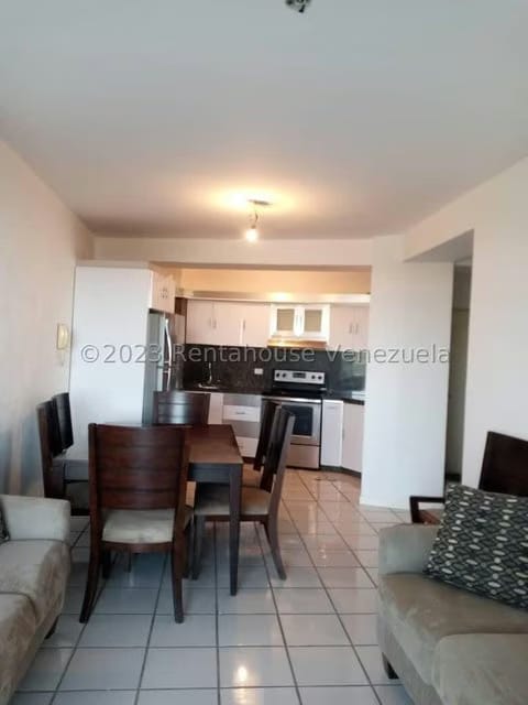 Apartamento (1 Nivel) en Alquiler en Agua Sal, Miranda - 6