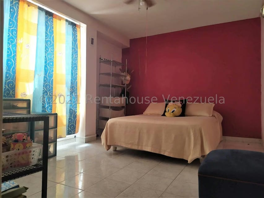 Casa (Duplex) en Venta en La Trinidad, Distrito Metropolitano - 11