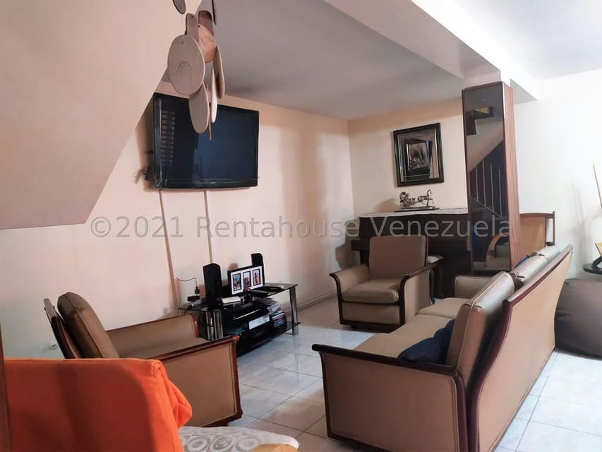 Casa (Duplex) en Venta en La Trinidad, Distrito Metropolitano - 14