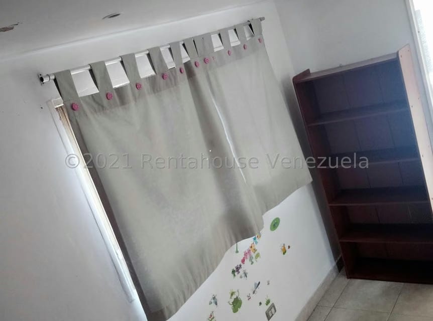 Casa (Duplex) en Venta en La Trinidad, Distrito Metropolitano - 30