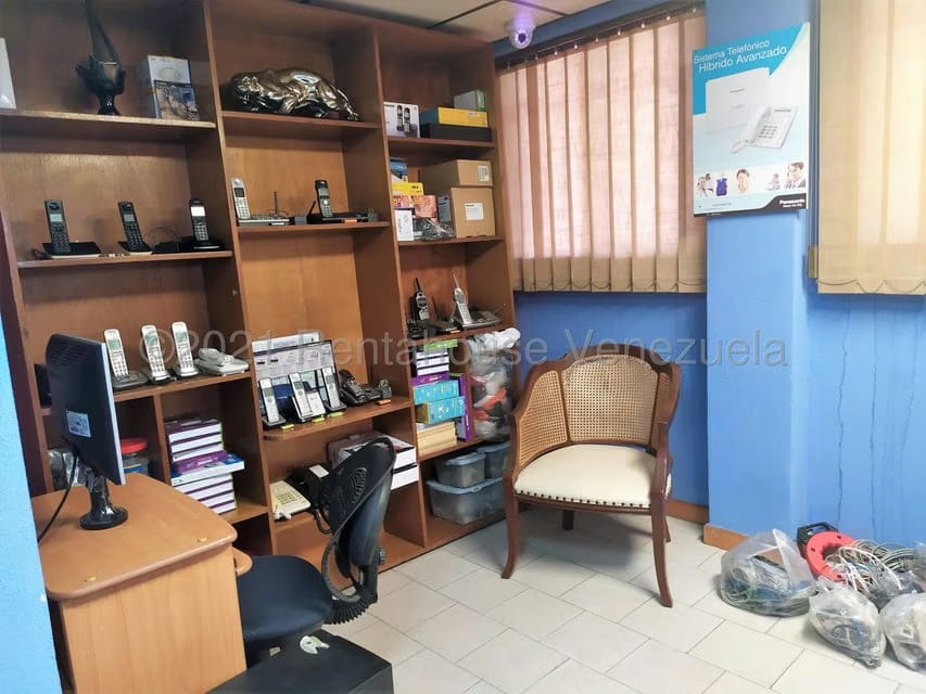 Casa (Duplex) en Venta en La Trinidad, Distrito Metropolitano - 33