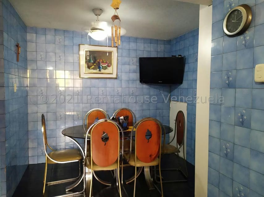 Casa (Duplex) en Venta en La Trinidad, Distrito Metropolitano - 5