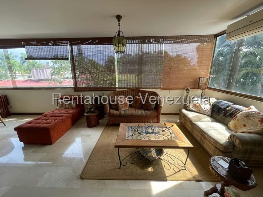 Apartamento (1 Nivel) en Venta en Chuao, Distrito Metropolitano - 11